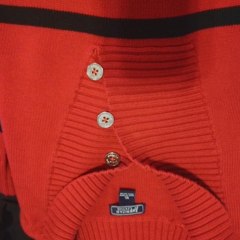 Sweaters - Picture 6 of 7